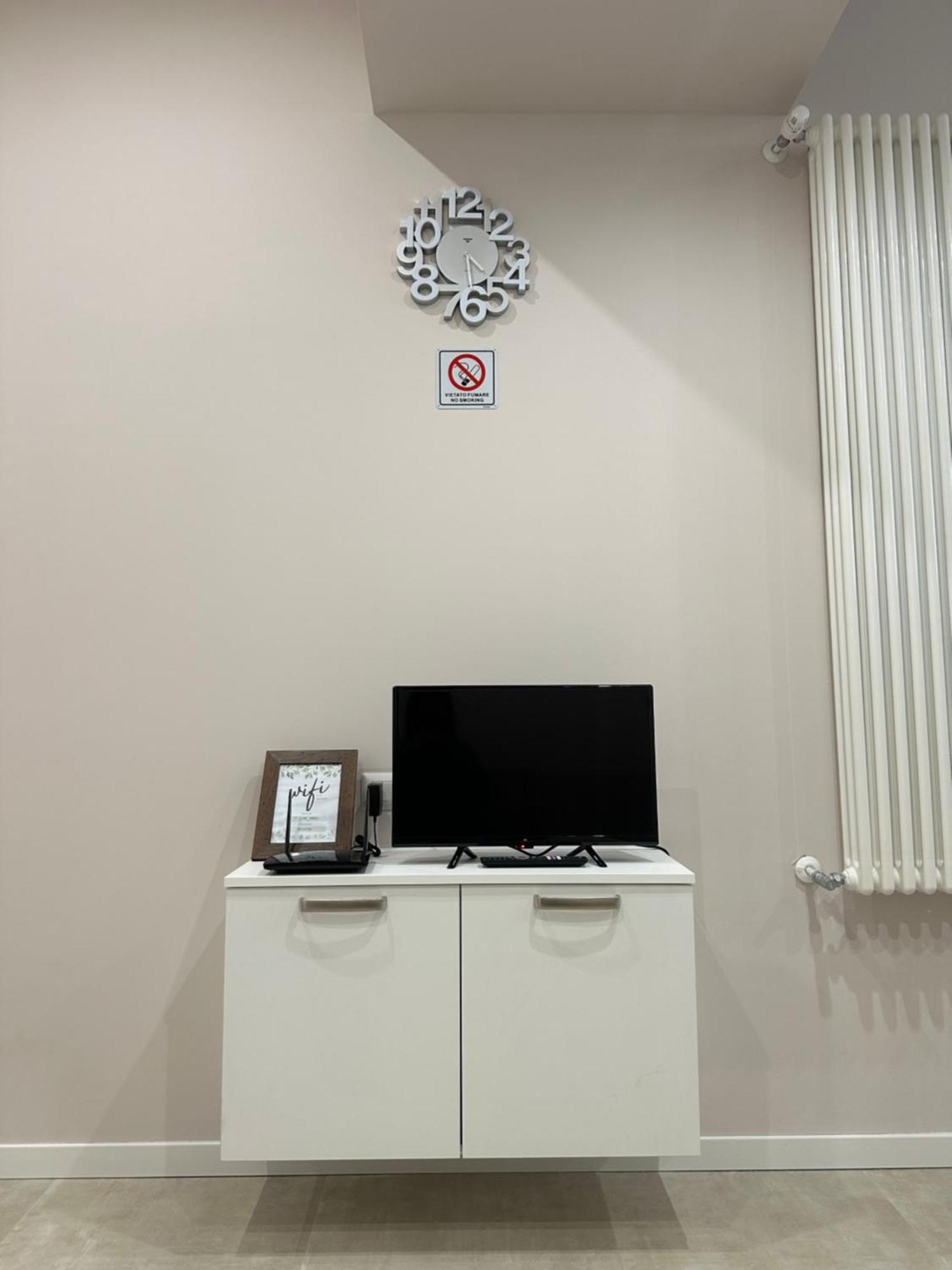 Apartamento Monolocale Piazza Gambara M1 Milán Exterior foto
