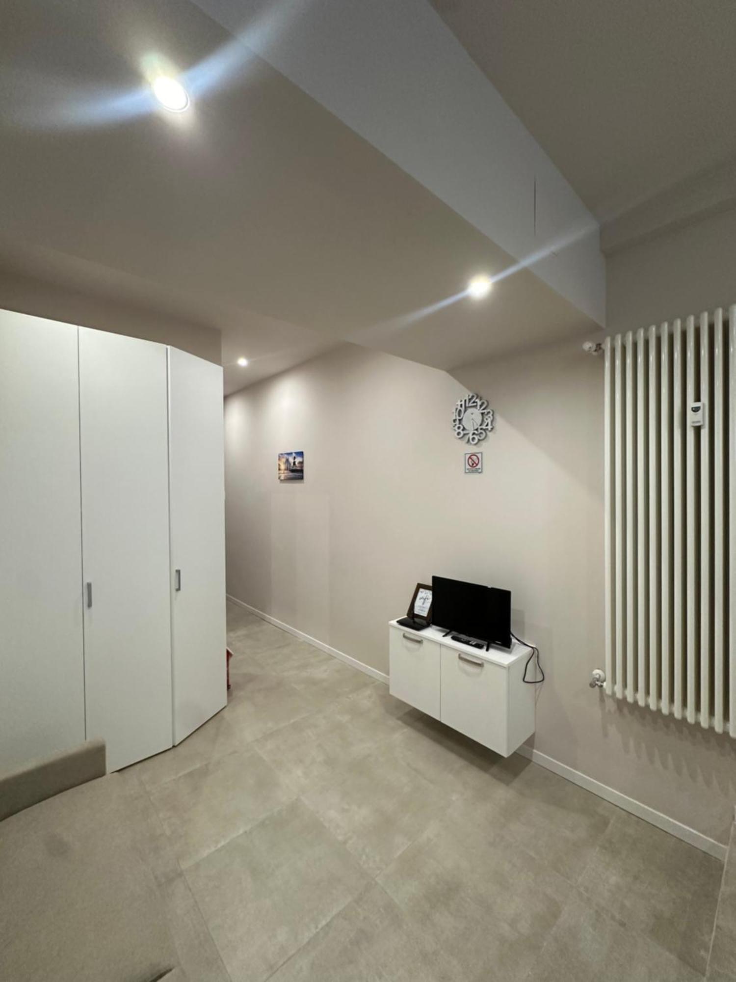Apartamento Monolocale Piazza Gambara M1 Milán Exterior foto