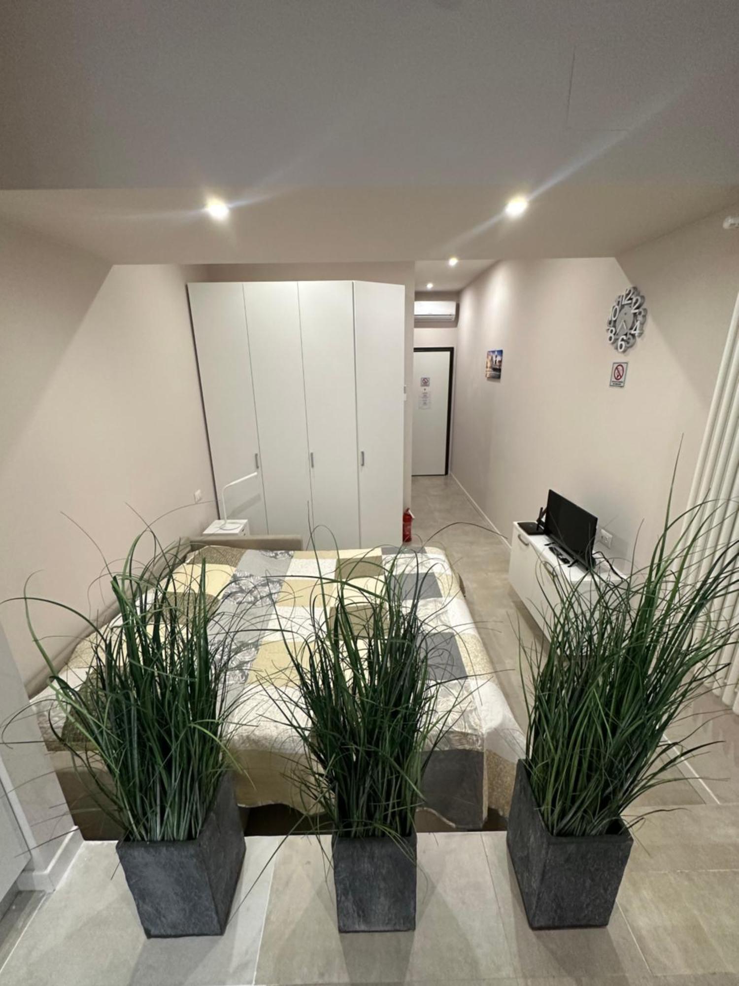 Apartamento Monolocale Piazza Gambara M1 Milán Exterior foto